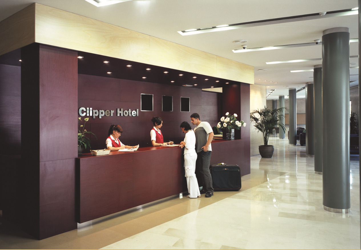 Clipper Affiliated By Fergus "Youth Recommended" Lloret de Mar Exterior photo